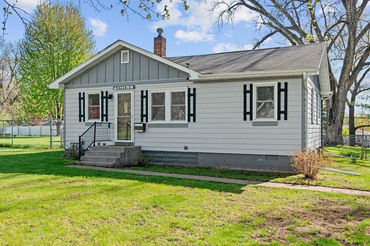Property Photo:  10825 Russell Avenue S  MN 55431 