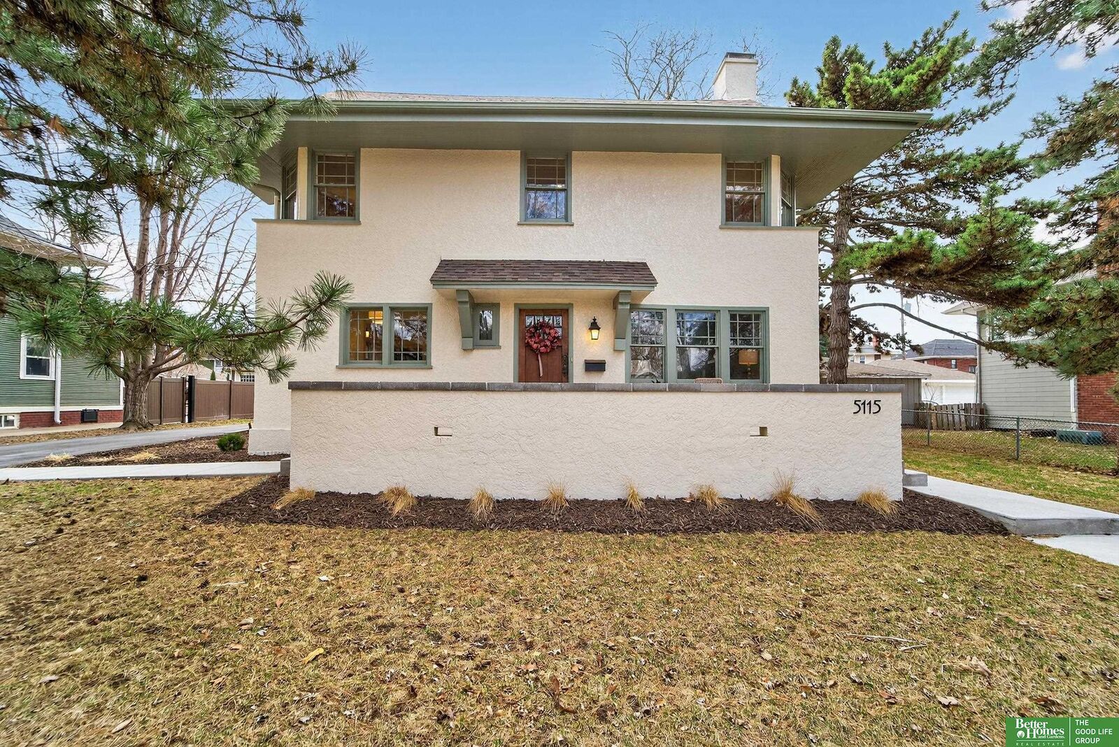 Property Photo: 5115 Davenport Street NE 68132