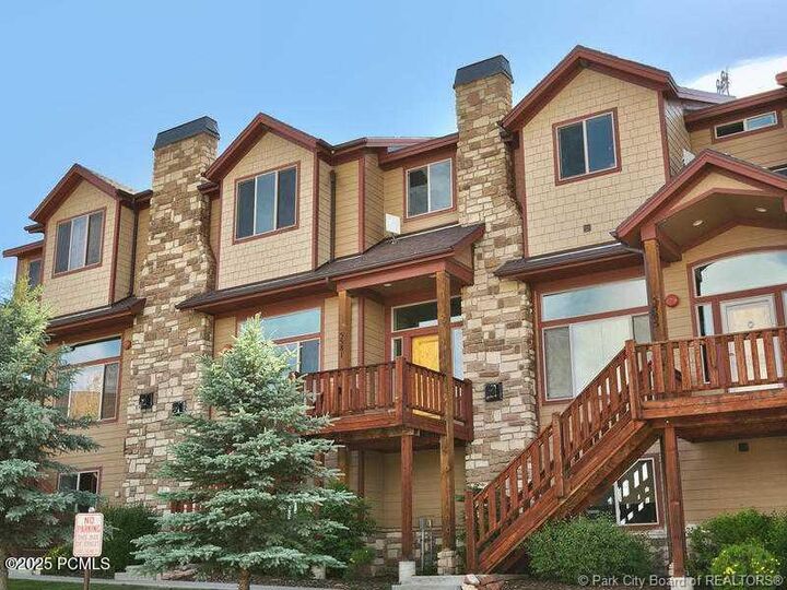 Property Photo: 5581 Oslo Lane UT 84098