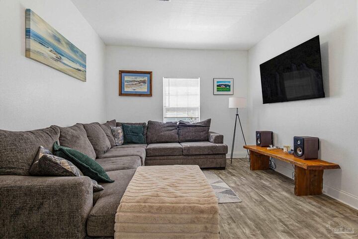 Property Photo:  11102 Calvin St  FL 32534 