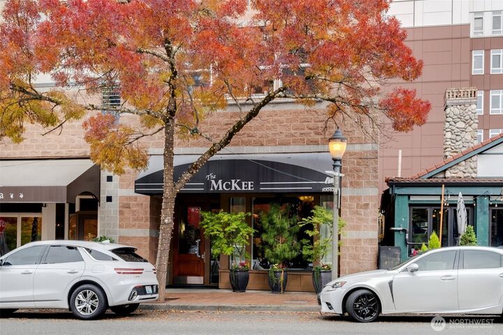 Property Photo:  10042  Main Street 203  WA 98004 