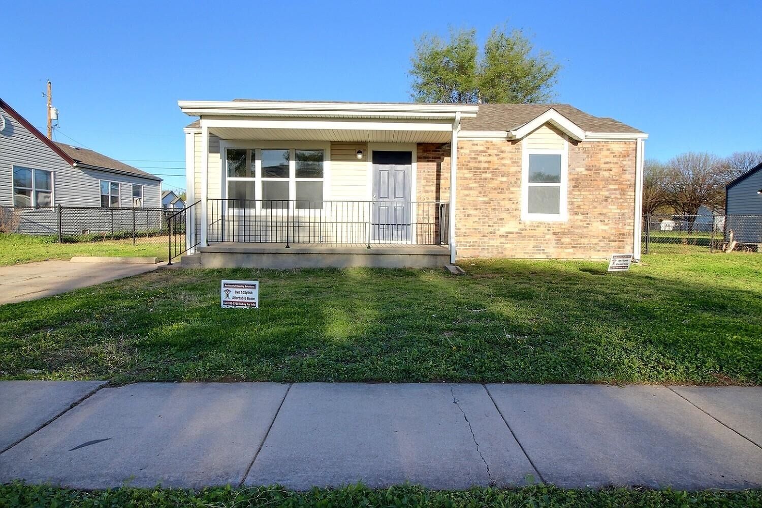 Property Photo:  2608 N Minnesota  KS 67219 