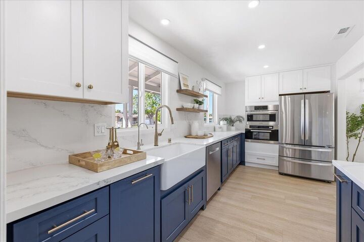 Property Photo:  750 San Pablo Avenue  CA 94085 