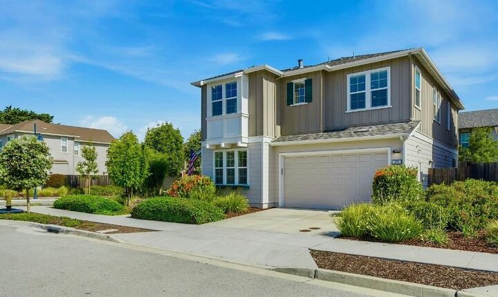 Property Photo: 271 10th Street CA 93933