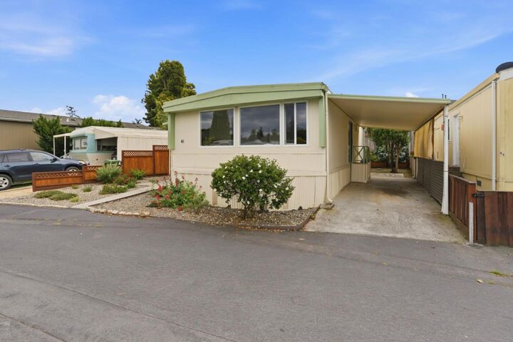 Property Photo:  220 Mar Vista Drive 41  CA 95003 