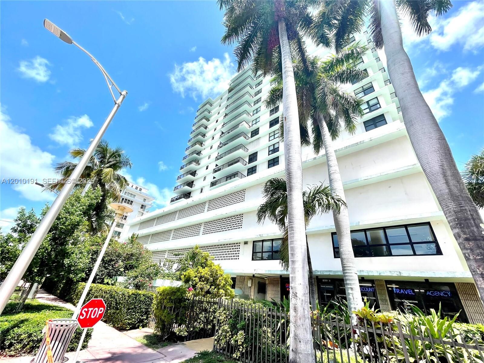 Property Photo:  1800 Collins Ave 5D  FL 33139 