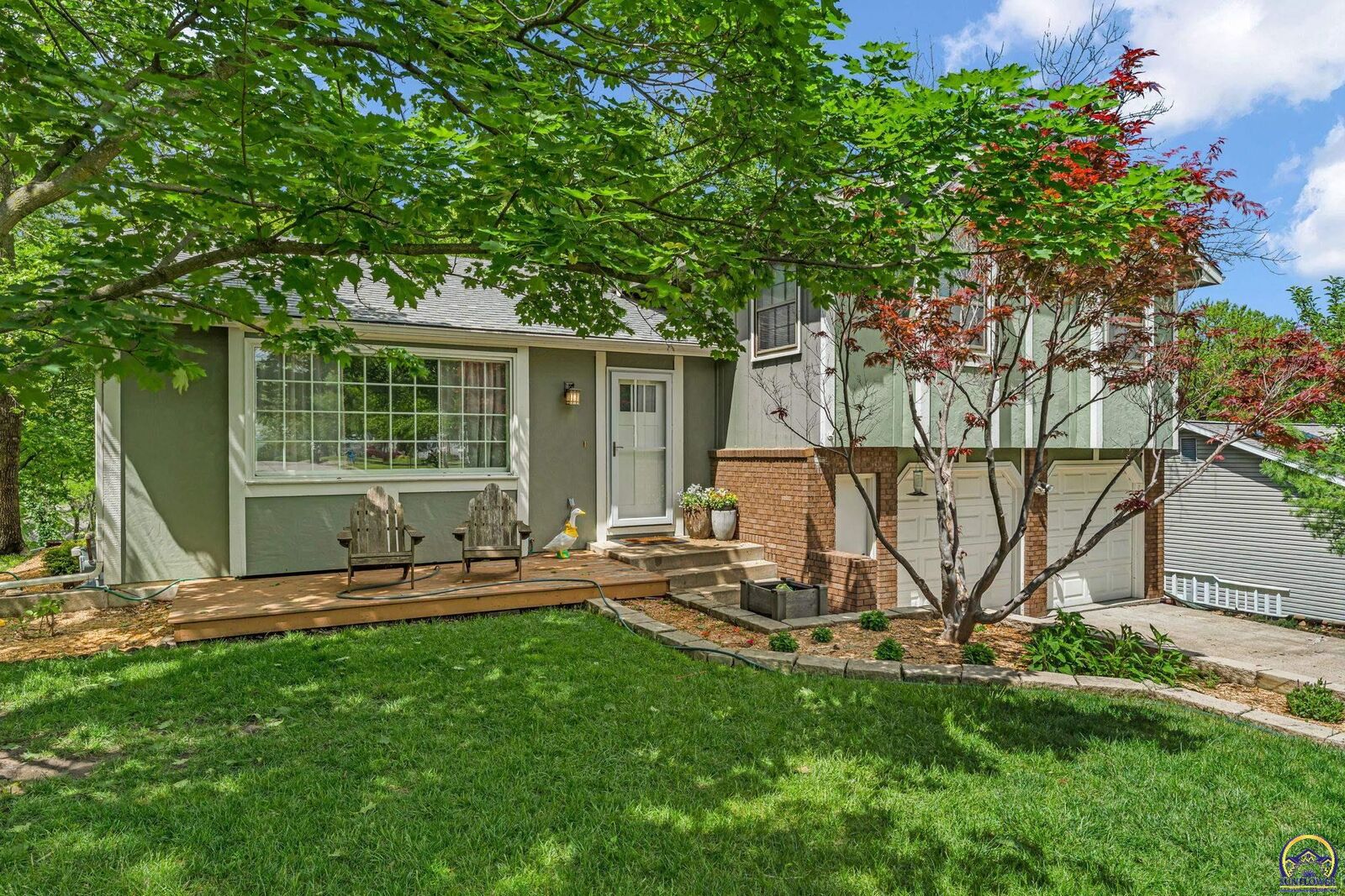 Property Photo:  201 Wagon Wheel Rd  KS 66049 