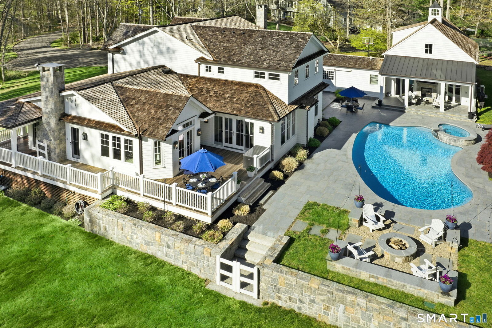 Property Photo:  4 Charcoal Lane  CT 06880 