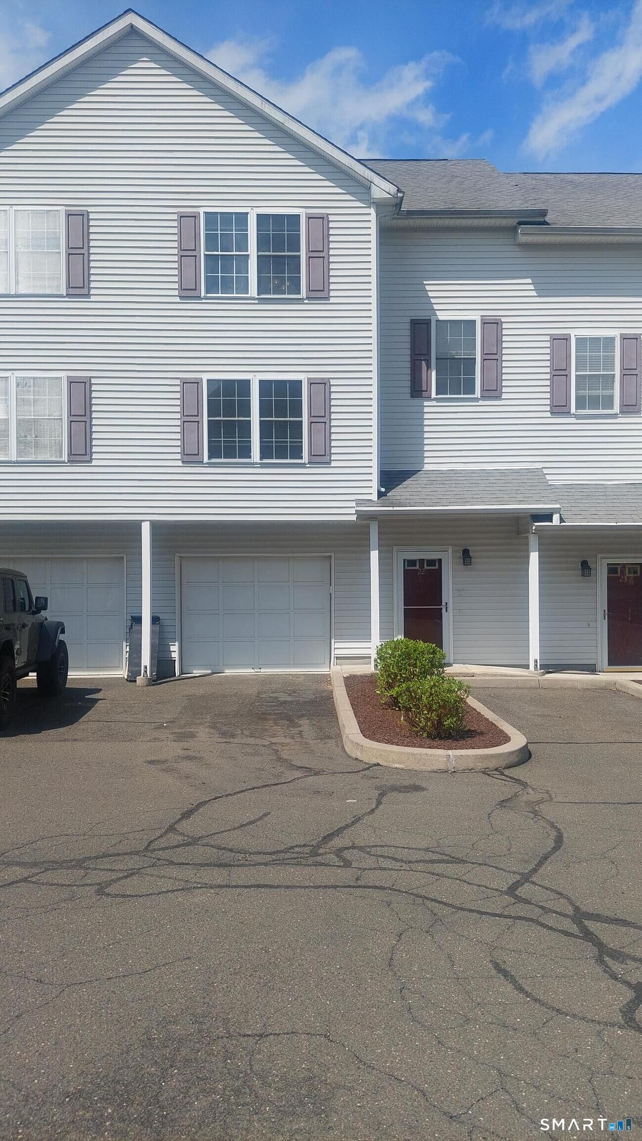 Property Photo:  11 Mannions Lane 22  CT 06810 