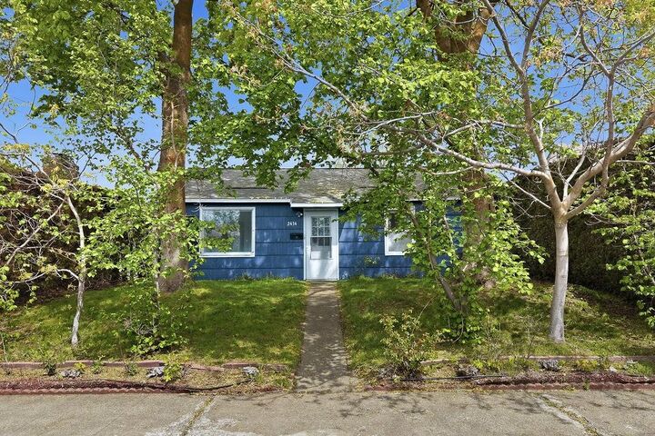 Property Photo:  2434 W Wabash Ave  WA 99205 