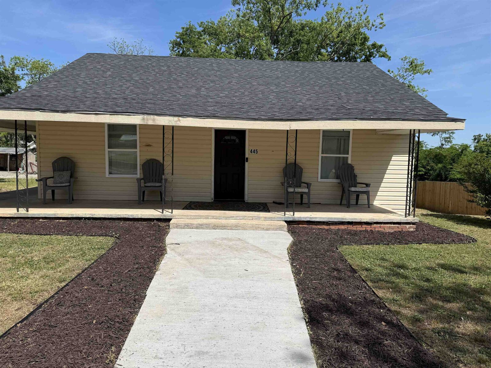 Property Photo:  445 Arch Street  SC 29301 