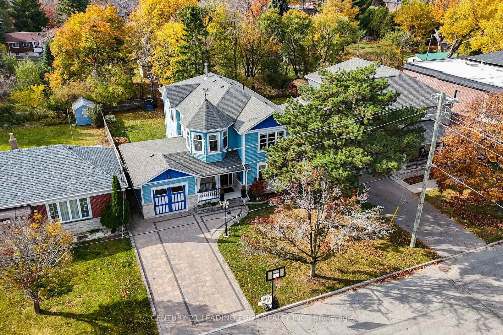 Property Photo:  12 Gradwell Drive  ON M1M 2M9 