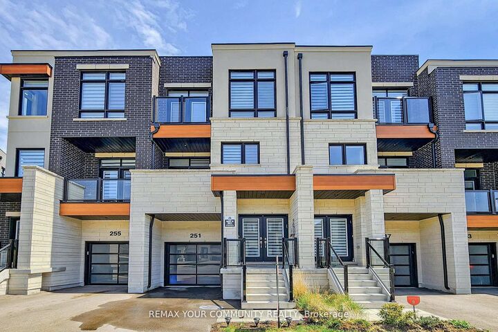 251 Thomas Cook Avenue — photo 1