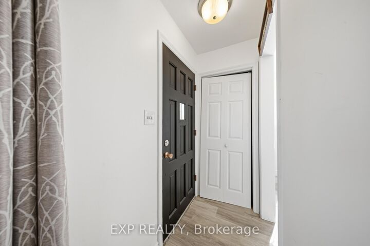 Property Photo: 6376 Ash Street ON L2G 2H5