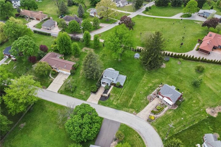 Property Photo:  438 Valleyview Dr  PA 15215 