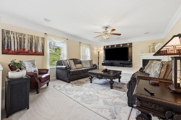 Property Photo:  302 Davinci Ct  PA 15012 
