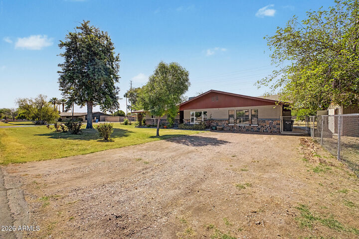 Property Photo:  2975 E Campbell Road  AZ 85234 