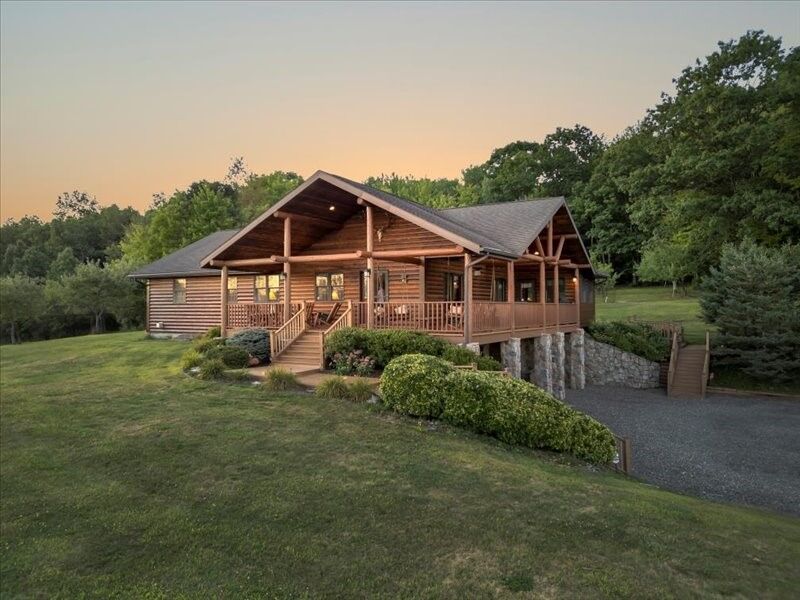 Property Photo:  251 Sullivan Road  NY 13795 
