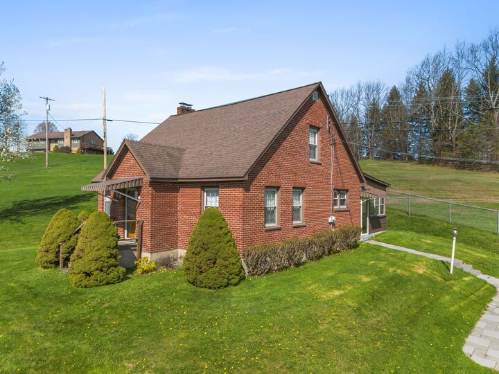 Property Photo:  378 Park Avenue  NY 13903 