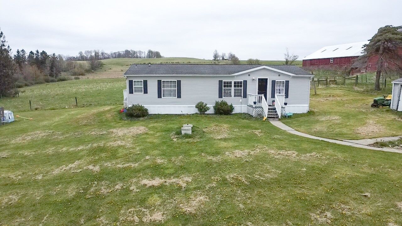 Property Photo:  486 Pierce Creek Road  NY 13903 
