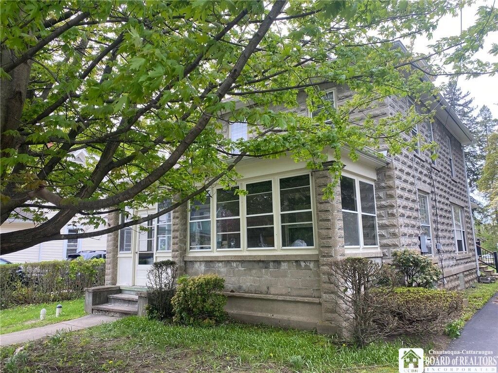 Property Photo:  49 Maple Avenue  NY 14063 