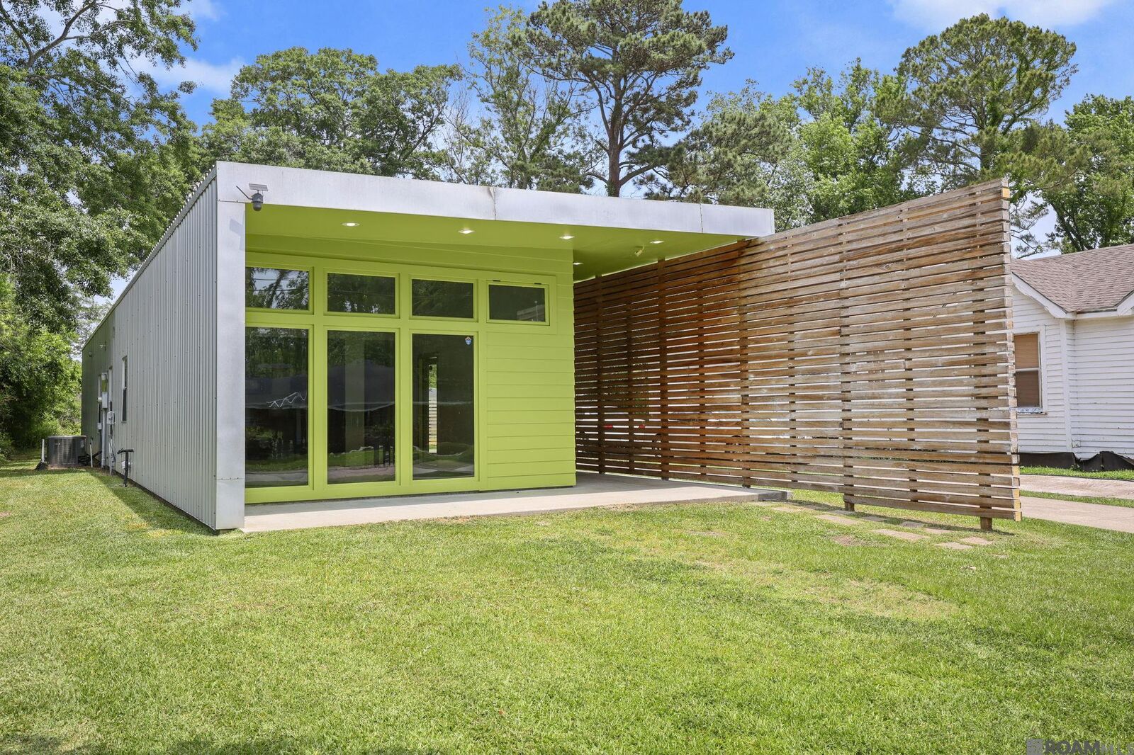 Property Photo: 4615 Wells St LA 70808
