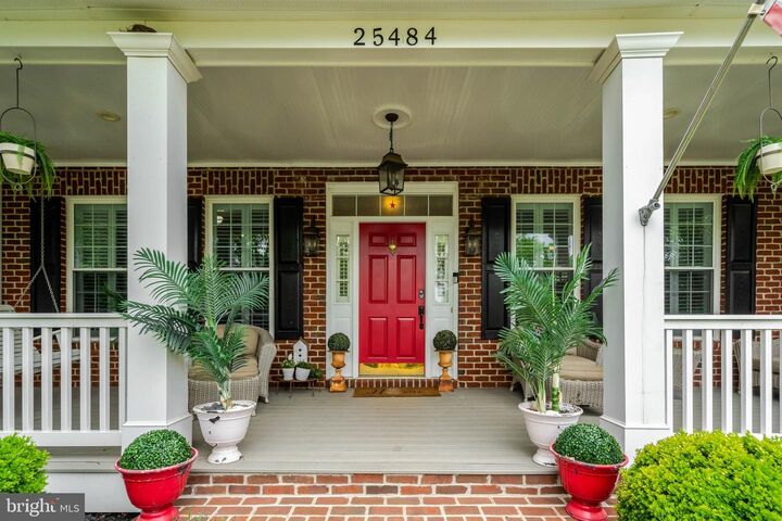 Property Photo:  25484 Heathfield Circle  VA 20152 