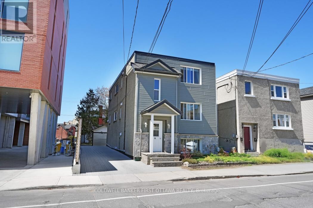 Property Photo: 95 Barrette Street ON K1L 8A2