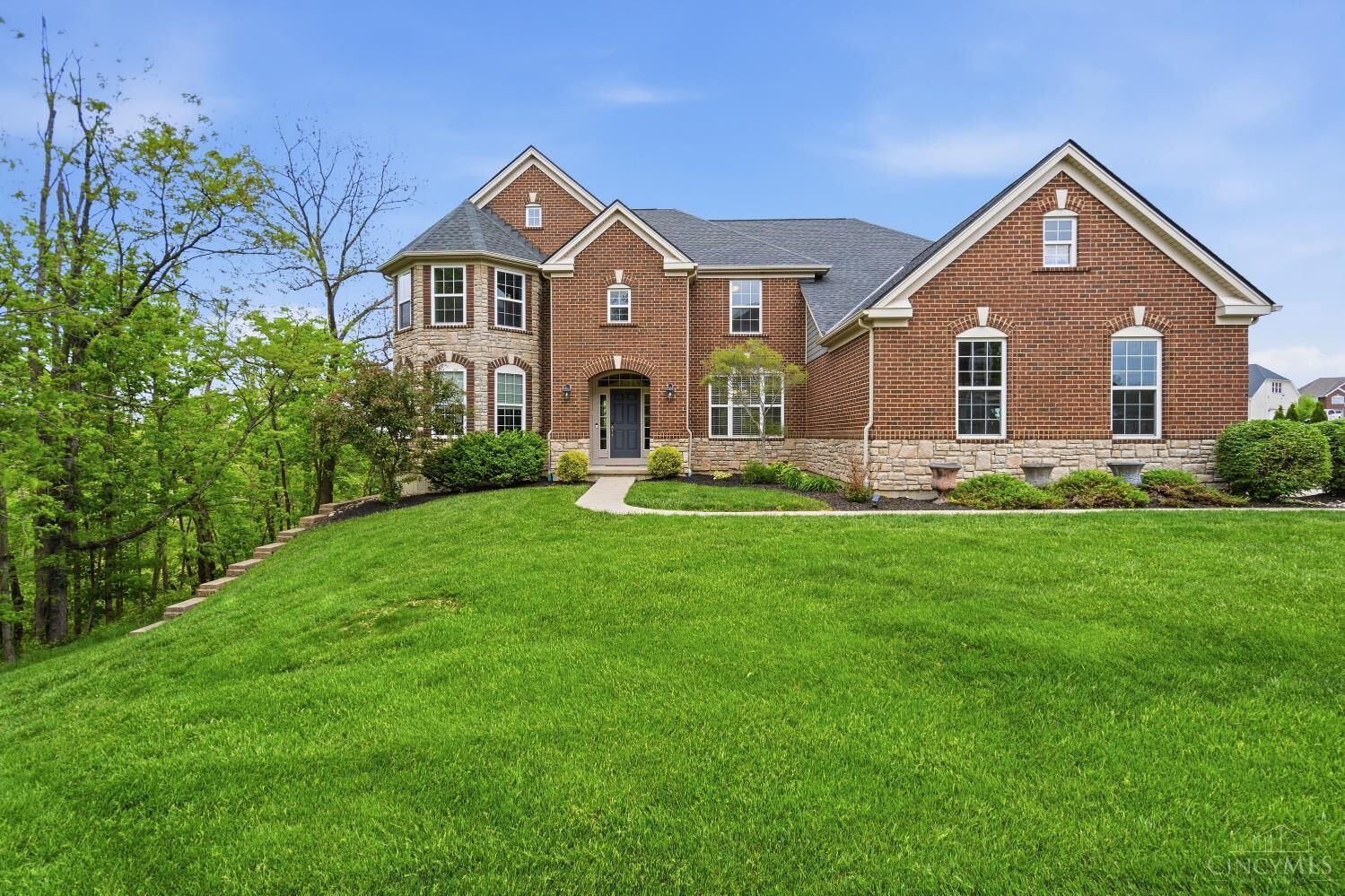 Property Photo:  4599 Ashfield Place  OH 45040 