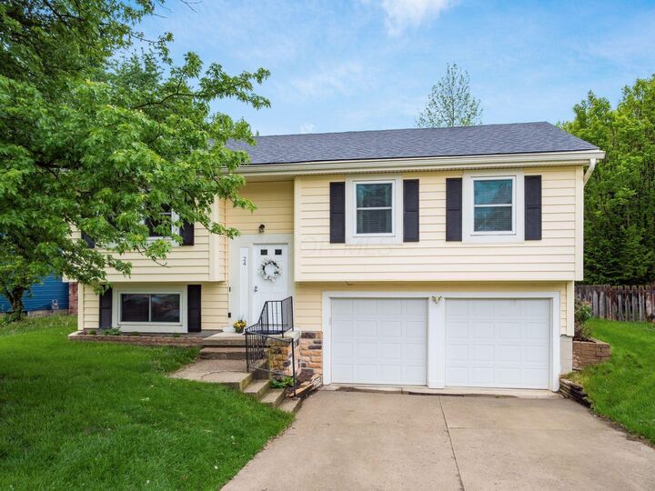 Property Photo:  24 Ridgedale Court  OH 43065 