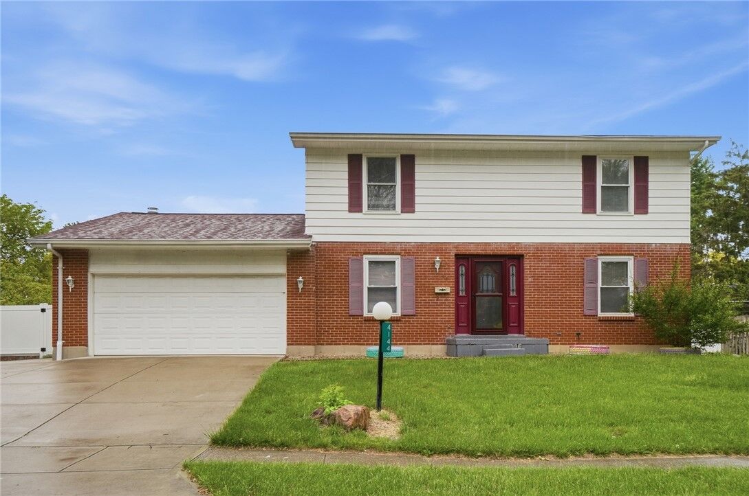 Property Photo: 4144 Meadowsweet Drive OH 45424