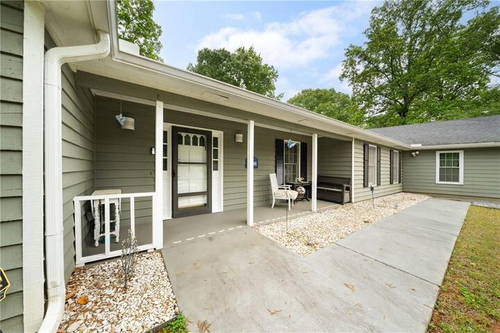 Property Photo:  2054 S Cove Trail  GA 30066 