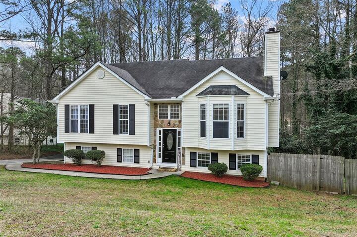 Property Photo:  304 Ridge Hill Circle  GA 30115 