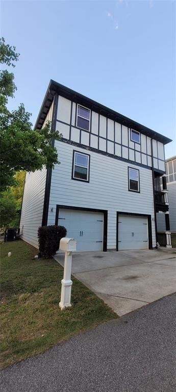 Property Photo:  689 McWilliams Road SE  GA 30315 