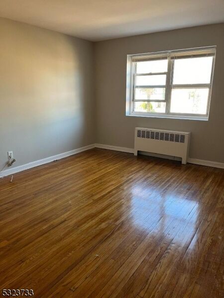 Property Photo:  15 Fairview Ave 5  NJ 07079 