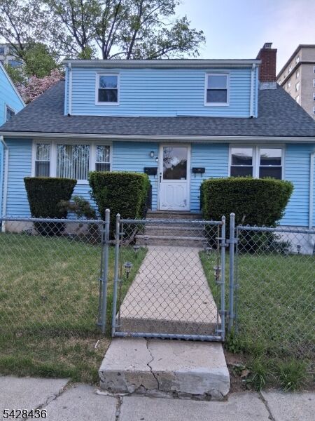 Property Photo:  269 Lincoln St  NJ 07017 
