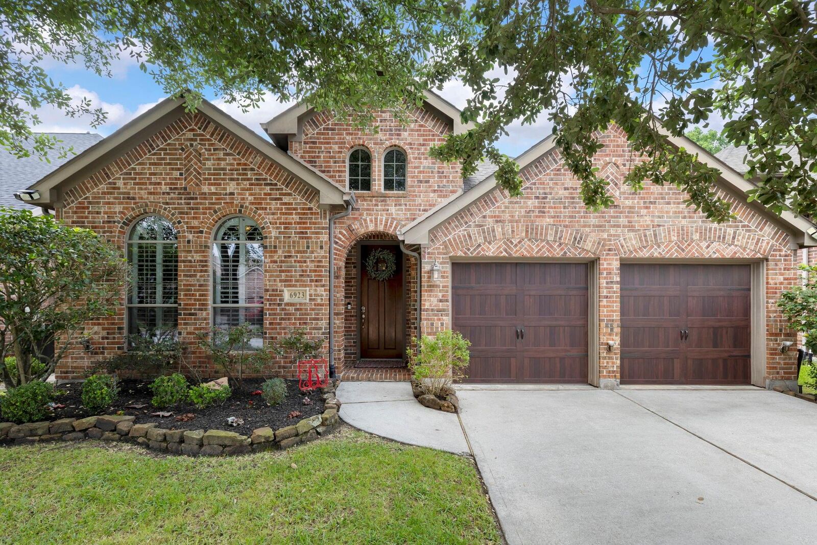 Property Photo:  6923 Sanders Hill Lane  TX 77396 