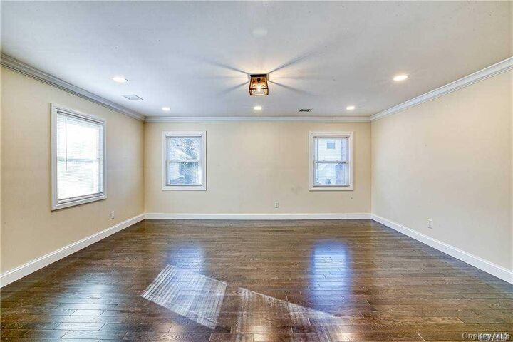 Property Photo:  30 Whitfield Lane  NY 11727 