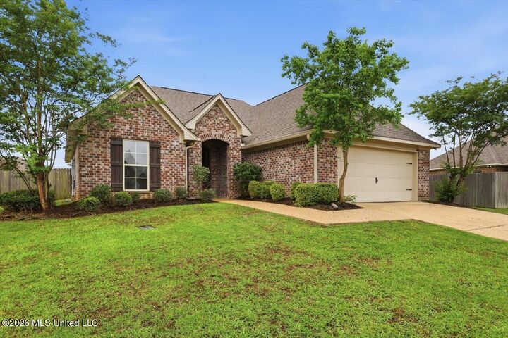 Property Photo: 189 E Clearview Drive MS 39110