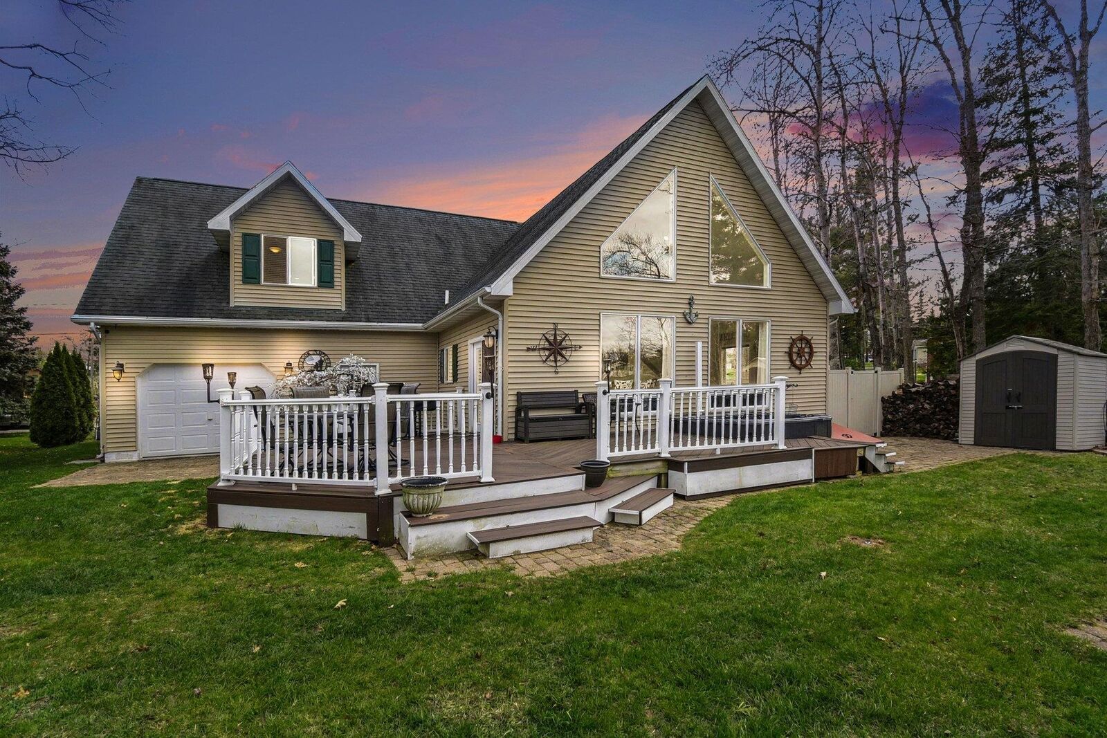 Property Photo:  3224 Comanche Trail Trail  MI 48661 