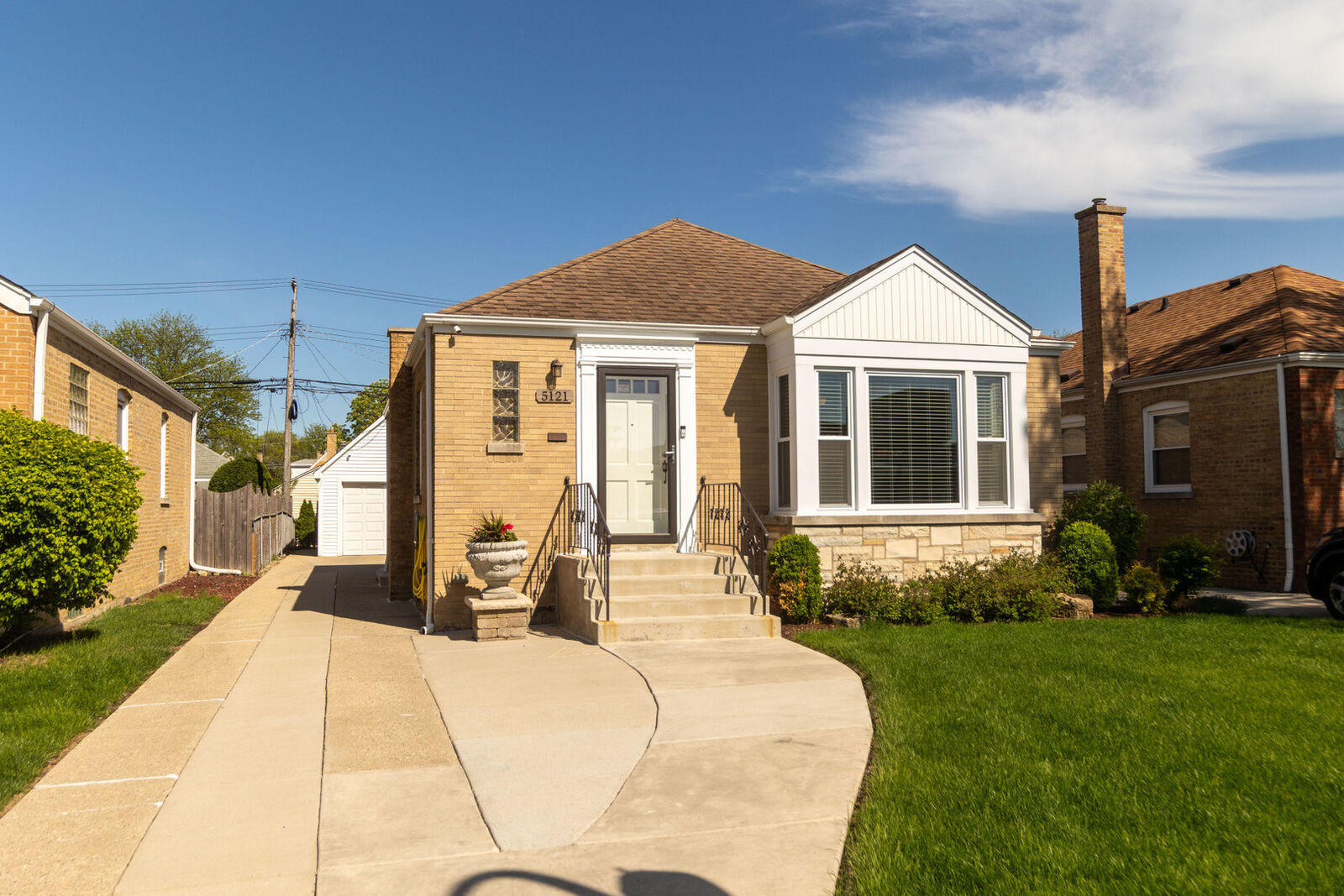 Property Photo:  5121 N Nottingham Avenue  IL 60656 