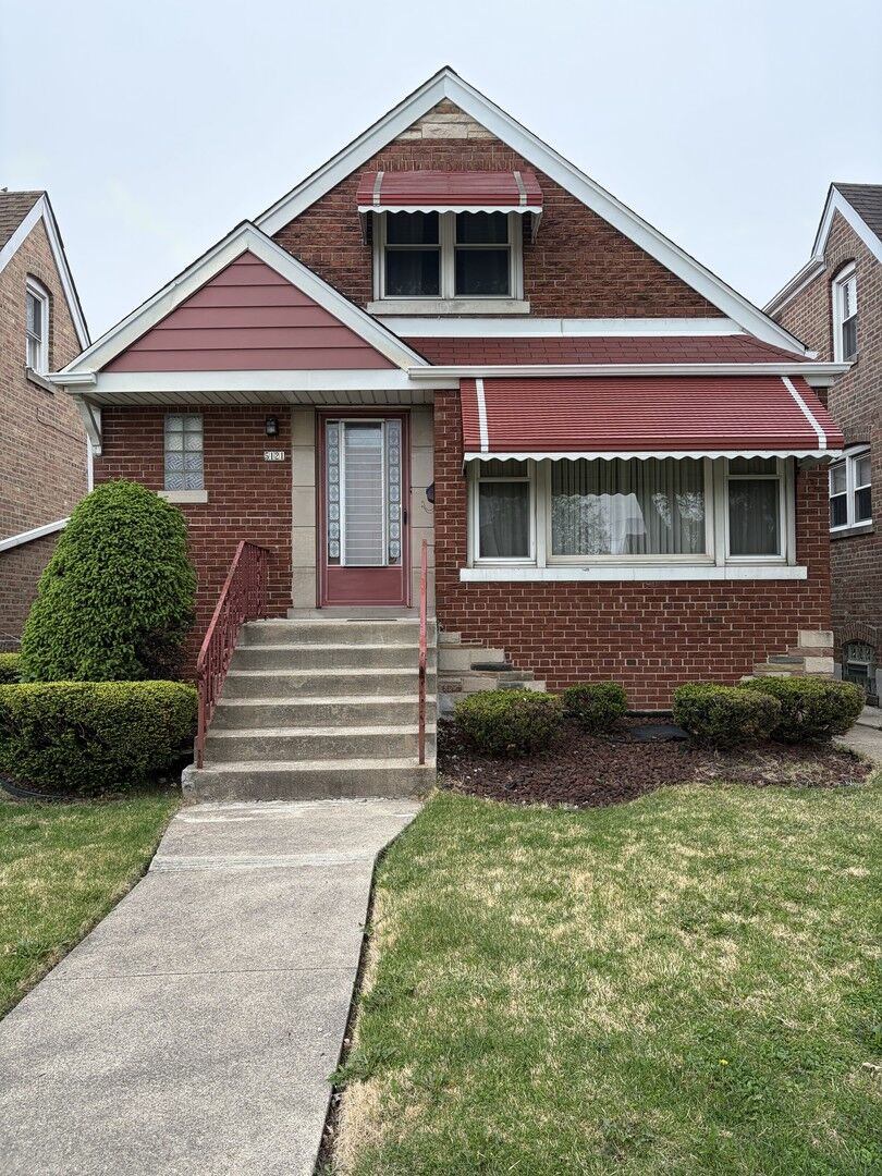 Property Photo:  5121 S Springfield Avenue  IL 60632 