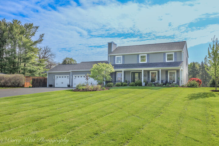 Property Photo:  4N671 Council Court  IL 60119 
