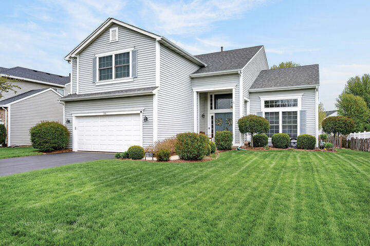 Property Photo: 1160 Heavens Gate IL 60156