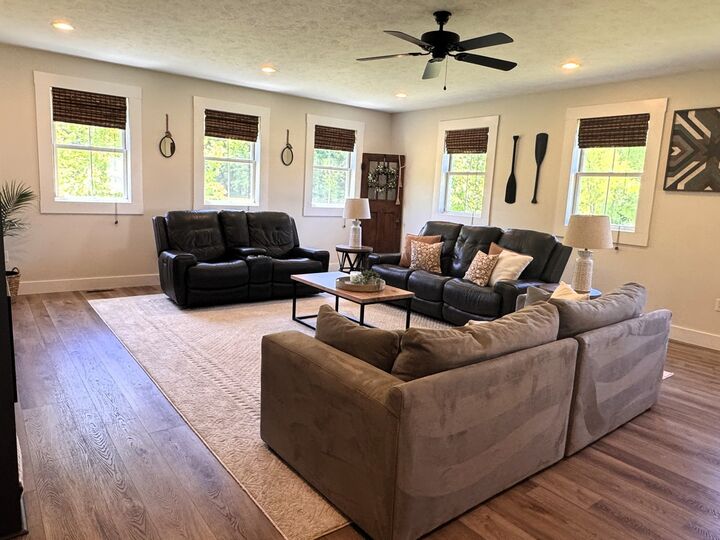 Property Photo:  1354 Hickory Trail  IL 62902 