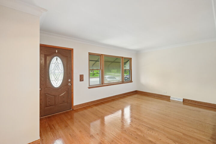 Property Photo:  3708 S Central Avenue  IL 60804 