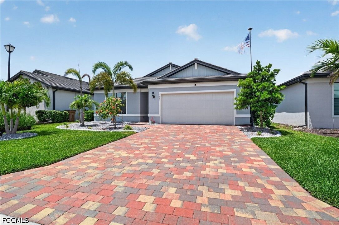 Property Photo:  3663 Passion Vine Drive  FL 33920 