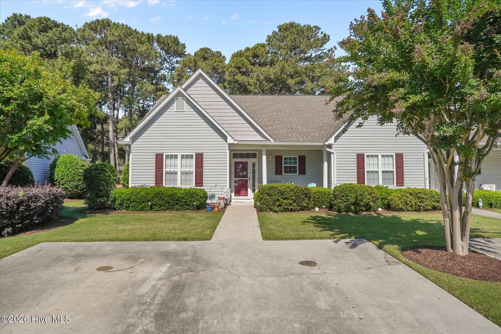 Property Photo: 5057 Wyncie Wynd NC 28461