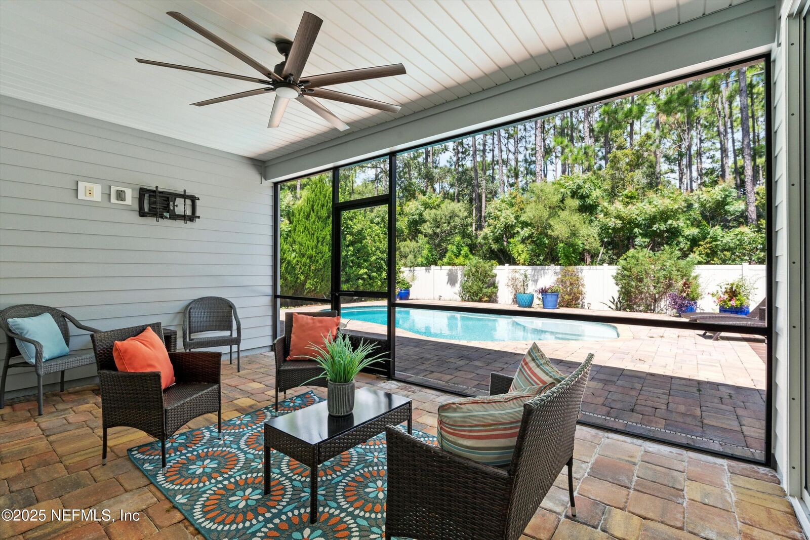 Property Photo:  3024 Las Calinas Boulevard  FL 32095 