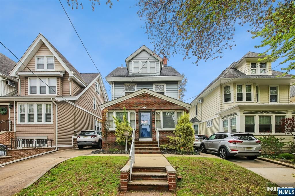 Property Photo:  78 W 38th Street  NJ 07002 